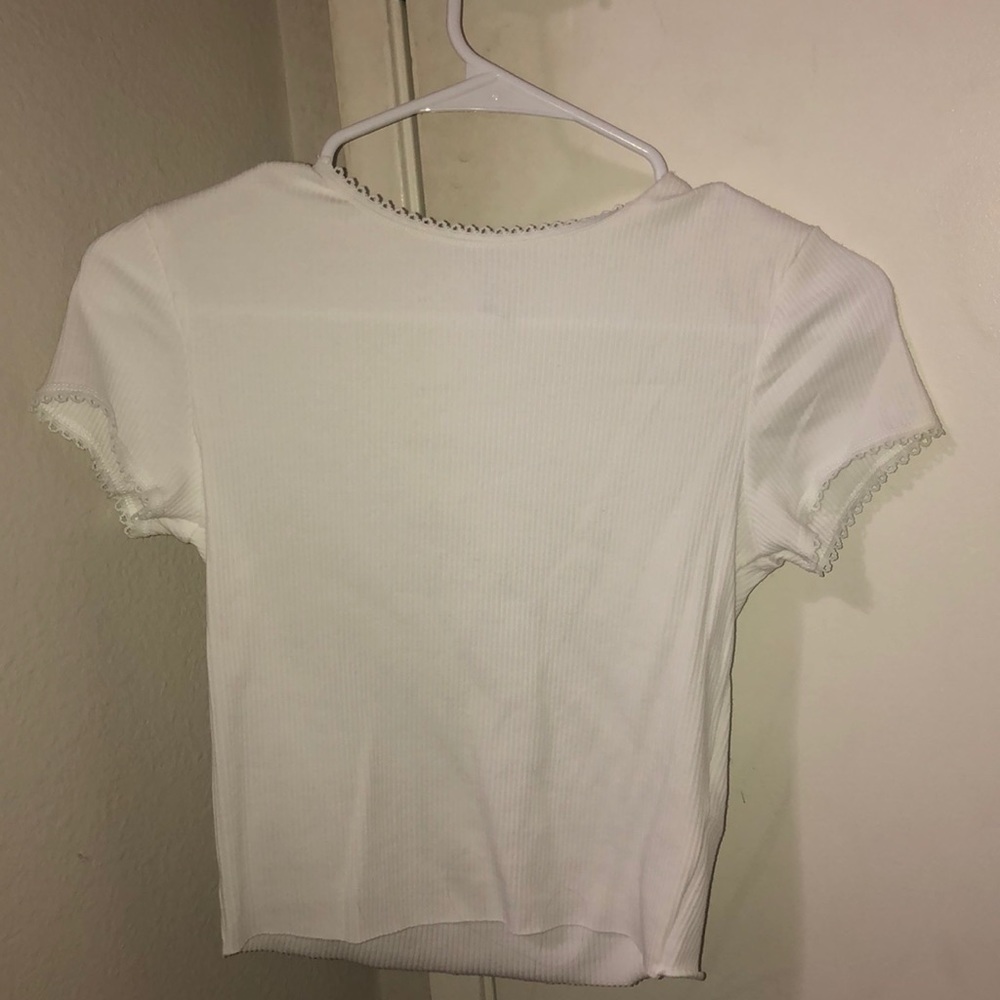 white tee